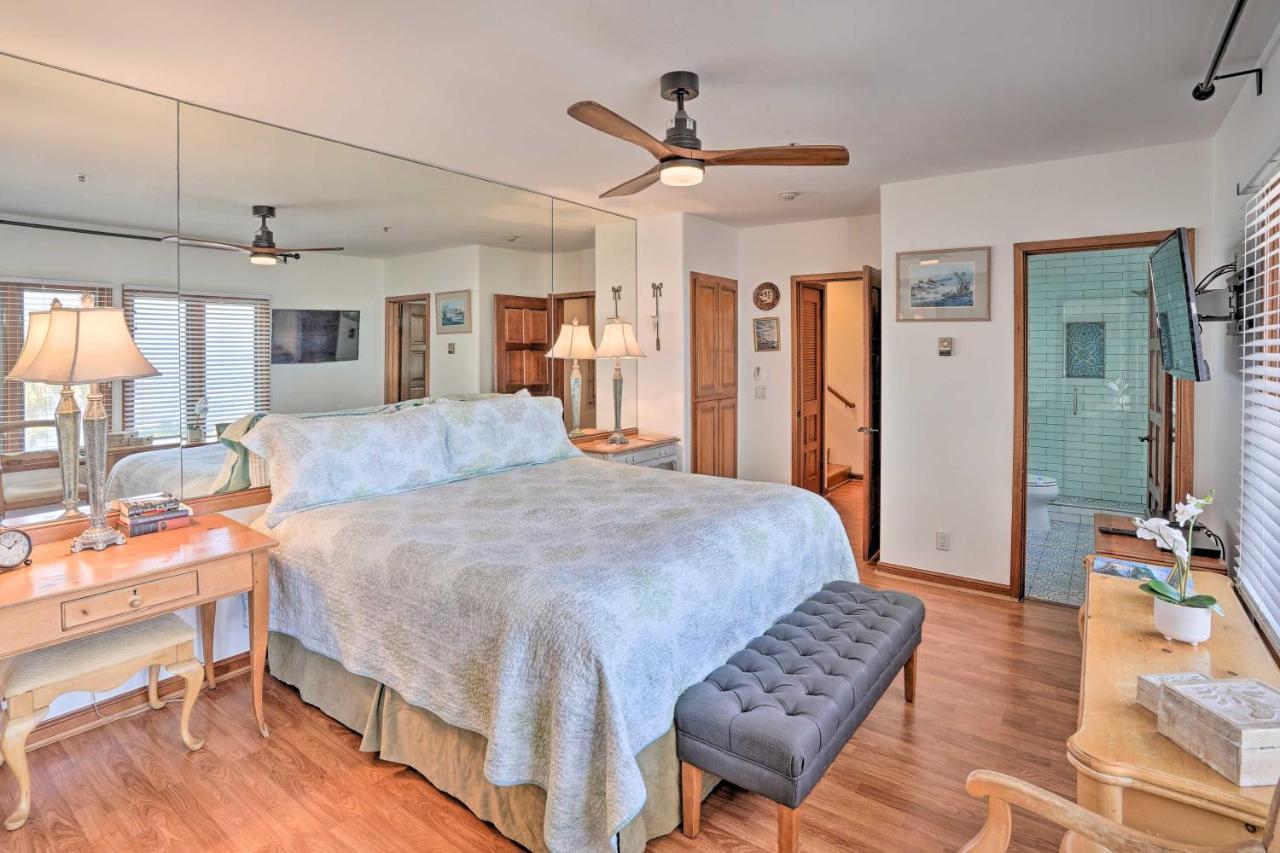 Quiet Avalon Getaway Villa With Ocean View And Balcony Экстерьер фото